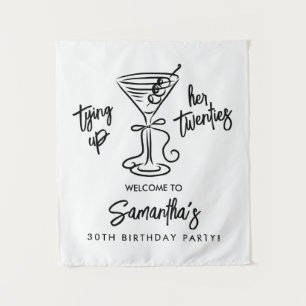 Schwarz-weißes Banner zum Anlass 'Tying Up Her Twe Wandteppich