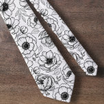 Schwarz-weißes botanisches Muster Krawatte<br><div class="desc">Fügen Sie Ihrer Kleidung eine Touch von Eleganz mit dieser stilvollen Nackenschwelle hinzu, die ein wunderschönes botanisches Blumenmuster in Schwarz-Weiß aufweist. Diese Krawatte ist als Blumengestein konzipiert, ohne übermäßig feminin zu sein, und bietet ein perfektes Gleichgewicht zwischen Eleganz und Feinheit. Das Muster erinnert an erstklassige französische Modemarken und verleiht Ihrem...</div>