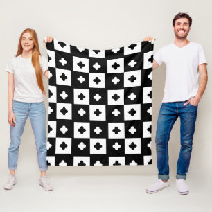 Schwarz-weißes Cross-Plus-Square-Prüfplatinenmuste Fleecedecke
