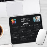 Schwarz-weißes Firmenlogo 2026 Kalender Mousepad<br><div class="desc">Dieses Schwarzweißkalender-Mousepad ist nach Ihren Wünschen mit Ihrem beruflichen Firmennamen und den Kontaktdaten Ihres Büros in Schwarzweiß gestaltet. Dieses schicke Kalendermauspad enthält auf der einen Seite das Logo und auf der anderen das personalisierte berufliche Foto. Gegenwartiges Marketing für ein Unternehmen im Jahr 2026.</div>
