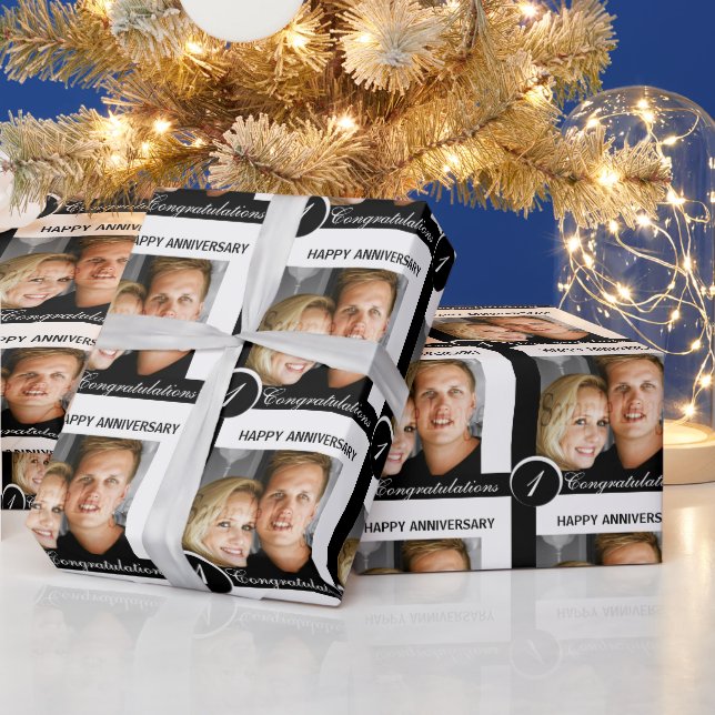 Schwarz-weißes Jahr zum Jahrestag Geschenkpapier (Feiertage)