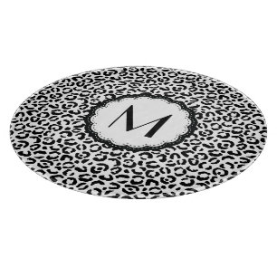 Schwarz-weißes Leoparden-Monogramm Schneidebrett