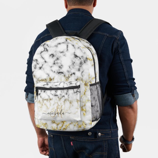 Schwarz-weißes Marmorgold glänzend Monogramm Bedruckter Rucksack (Insitu (Modell))