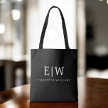 Schwarz-weißes Minimalistisches Monogramm-Elegant Tasche<br><div class="desc">Die Schwarz-weiße Minimalistische Monogram Elegant Collection: Erleben Sie Ihren Stil mit schlichter Eleganz und zeitlosem Charme. Unsere Kollektion präsentiert minimalistische Designs in einer beruhigenden, staubblauen Farbe, die durch elegante Monogramme nach Ihrem Geschmack ergänzt wird. Von der edlen Schreibwaren bis hin zum vielseitigen Zubehör - jedes Stück in unserer Kollektion ist...</div>