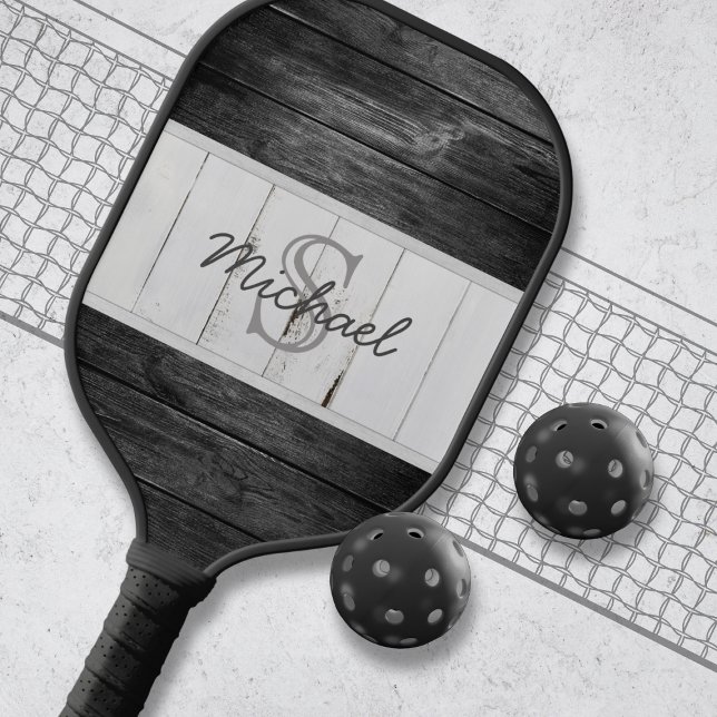 Schwarz-weißes Monogramm aus rustikalem Holz Pickleball Schläger (Von Creator hochgeladen)