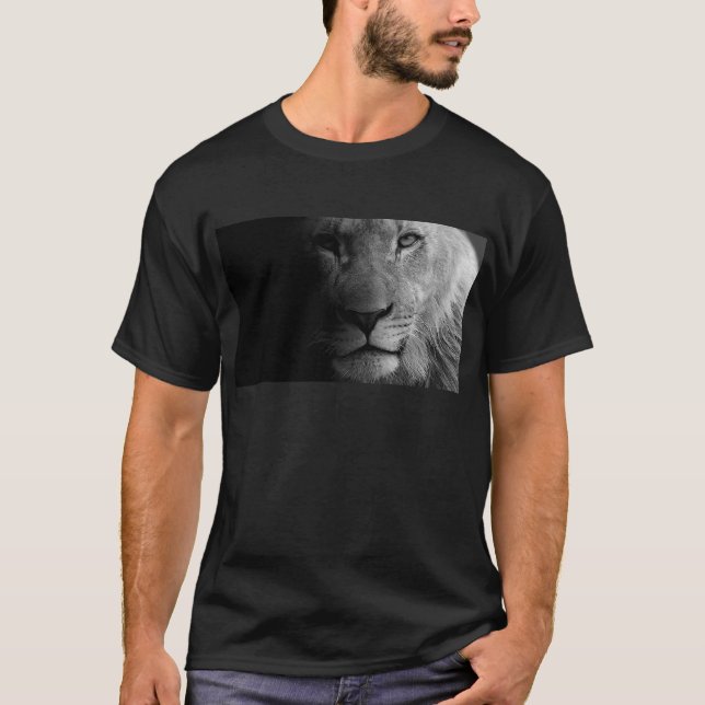 Schwarz-weißes Motivierend Leadership Lion Portrai T-Shirt (Vorderseite)