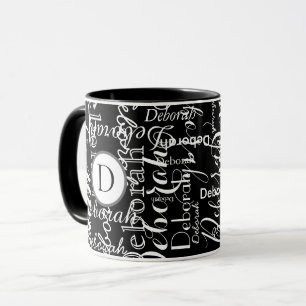 Schwarz-weißes Namensmuster mit Monogramm Tasse