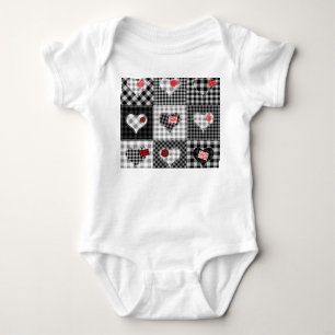 Schwarz-weißes Patchwork ist nahtlos. Baby Strampler