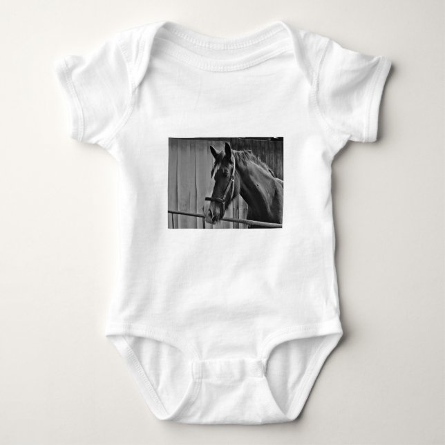 Schwarz-weißes Pferd - Tierfotografie Baby Strampler (Vorderseite)