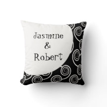 Schwarz-weißes Swirl-Monogramm-Hochzeitskissen