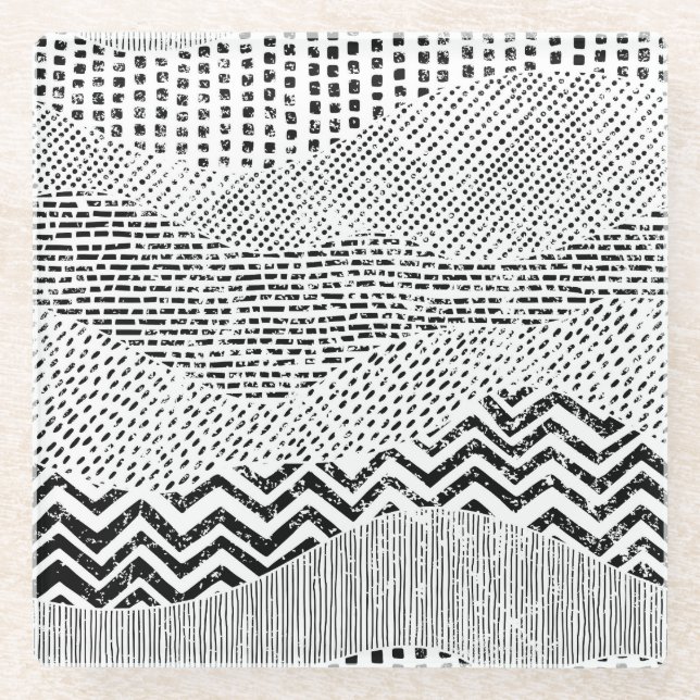 Schwarz-weißes welliges Patchwork-Ornament Glasuntersetzer (Vorderseite)