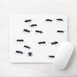 Schwarze Ameisen auf Weiß Mousepad