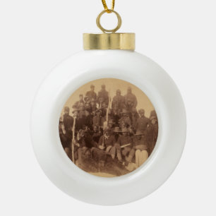 Schwarze amerikanische Kampftruppen: Buffalo Krieg Keramik Kugel-Ornament