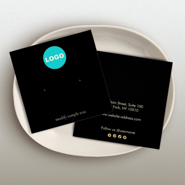 Schwarze Anzeige für die Aufnahme des Logos (Von Creator hochgeladen)