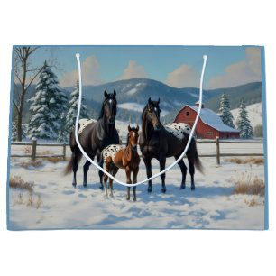 Schwarze Appaloosa Pferde auf einem Bauernhof im W Große Geschenktüte