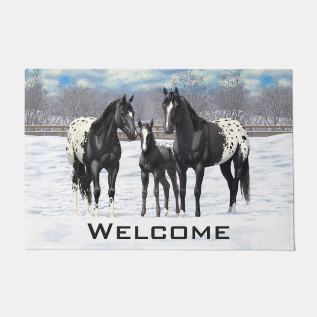 Schwarze Appaloosa Pferde im Schnee Fußmatte (Vorderseite)