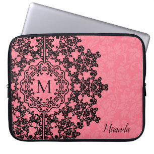 Schwarze Blumen-Spitze Rosa Damast Monogramm Laptopschutzhülle