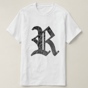 Schwarze Buchstabe "R" im gotischen Stil T-Shirt
