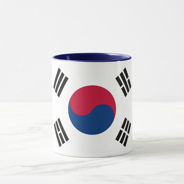 Schwarze Combo-Tasse mit der Flagge Südkoreas Tasse (Zentrum)