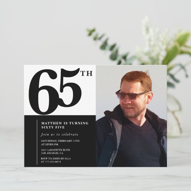 Schwarze Einladungen zum 65. Geburtstag Eleganter  (Stehend Vorderseite)