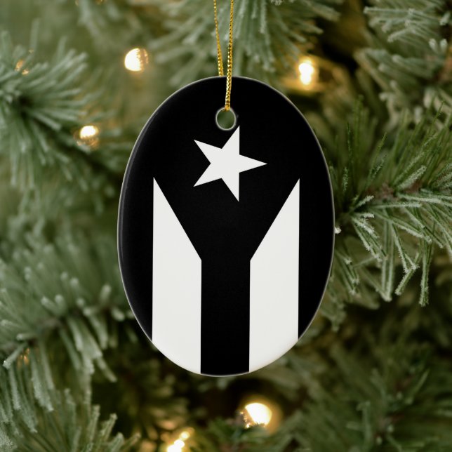 Schwarze Flagge von Puerto Rico Keramik Ornament (Baum)