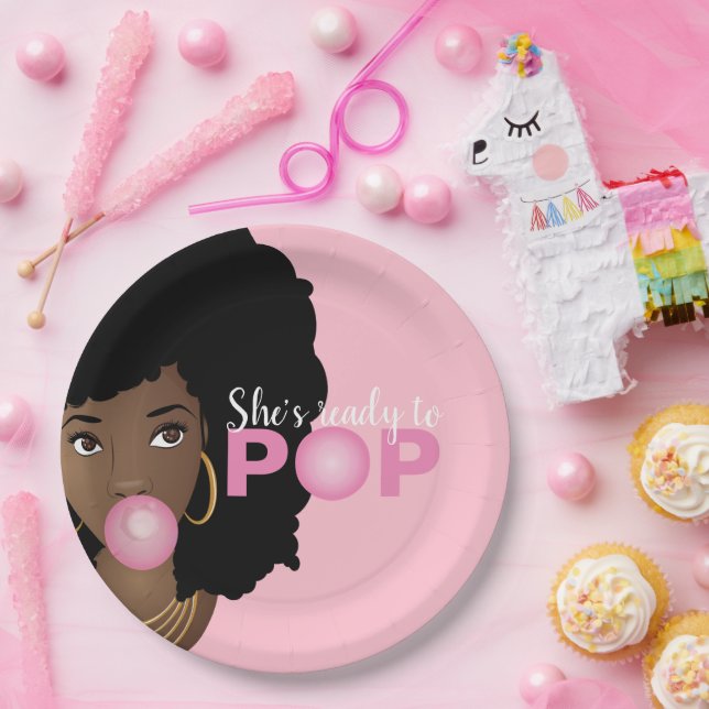 Schwarze Frau, Bereit zum Pop, Bubblegum, Rosa Pappteller (Party)