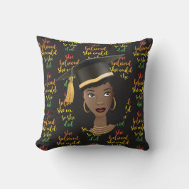 Schwarze Frau Graduation Cap, sie glaubte, sie kön Kissen