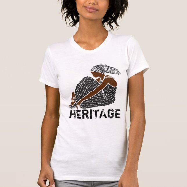 Schwarze Frau im afrikanischen Kulturerbe T-Shirt (Vorderseite)