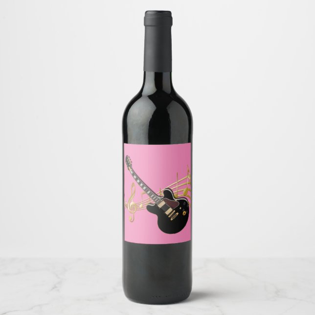 Schwarze Gitarre auf Pink Weinetikett (Vorderseite)