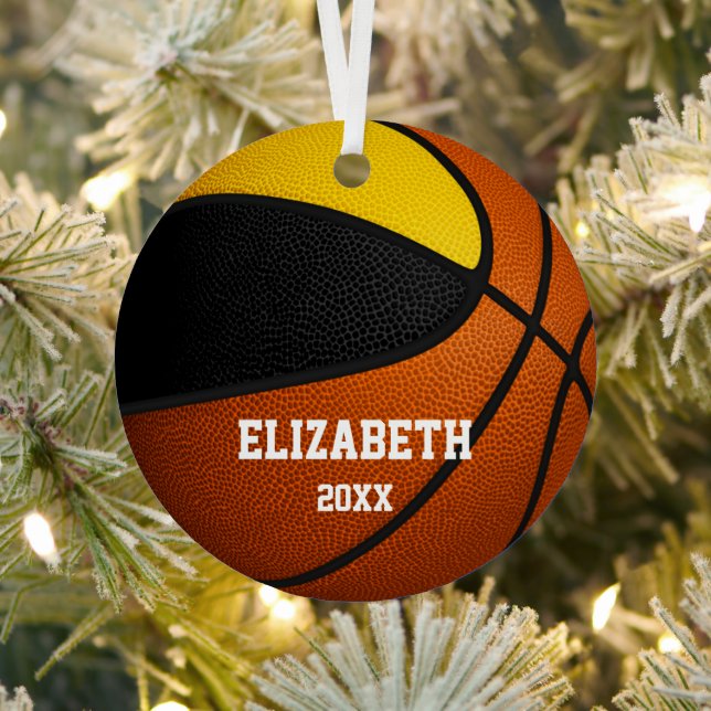 Schwarze goldene Jungs halten Basketball Ornament Aus Metall (InSitu)