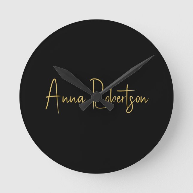 Schwarze Goldfarben Berufliche Trendkalligrafie Runde Wanduhr (Vorderseite)