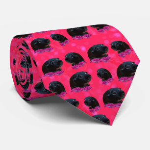 Schwarze Guinea Schweine auf Hübsch rosa Rosen Krawatte