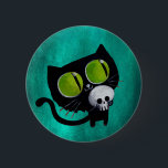 Schwarze Halloween-Katze mit Schädel Button<br><div class="desc">Schwarze Beängstigende Katze mit Schädel. Diese niedliche Kätzin mit großen grünen Augen, die einen menschlichen Schädel halten! Nicht spooky Katze alle ;) Was für ein tolles Halloween-Geschenk für Kinder. Diese schwarze Katze ist wie Edgar Allan Poe (oder so etwas;), aber sie bringt euch kein Pech. Ich verspreche es! Schwarze Illustrationskatze...</div>