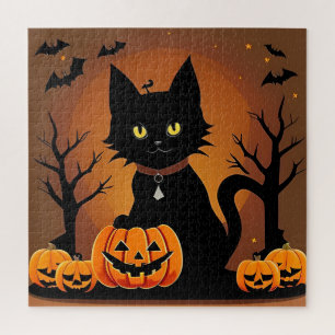Schwarze Halloween-Katze umgeben von Kürbislaterne