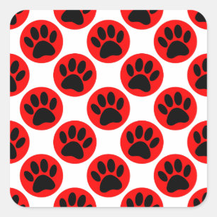 Schwarze Hundepaws in roten Polka-Punkten Quadratischer Aufkleber