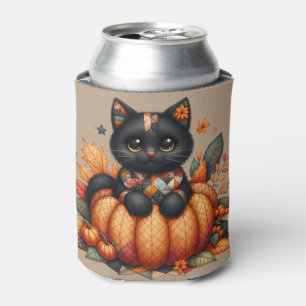 Schwarze Katze auf Kürbis mit Herbst-Quiltmuster Dosenkühler