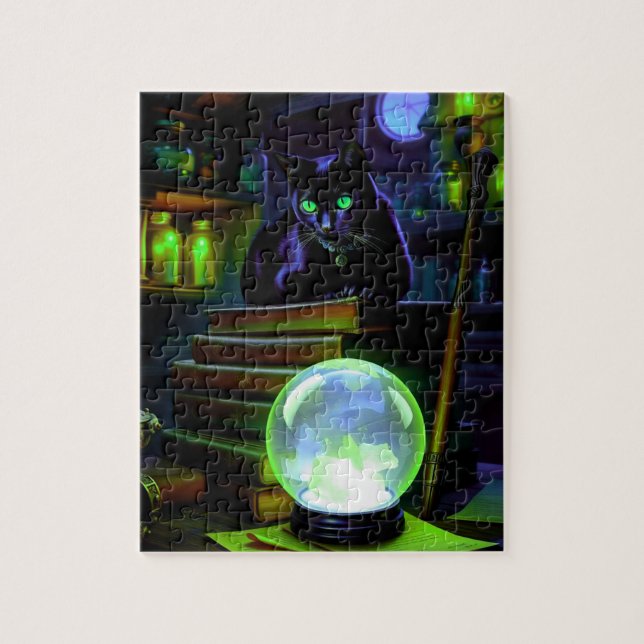 Schwarze Katze bleibt in Hexenlaube (Vertikal)