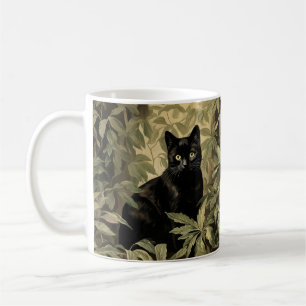 Schwarze Katze im dichten Wald Kaffeetasse