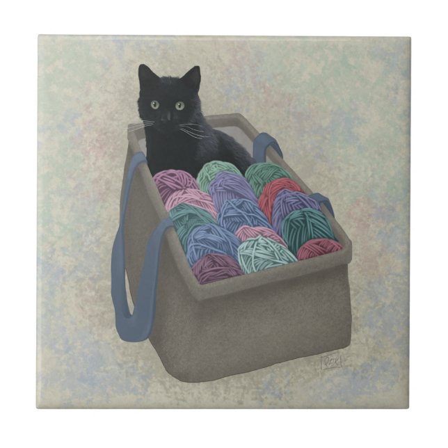 Schwarze Katze in einem Garnbeutel  Fliese (Vorderseite)