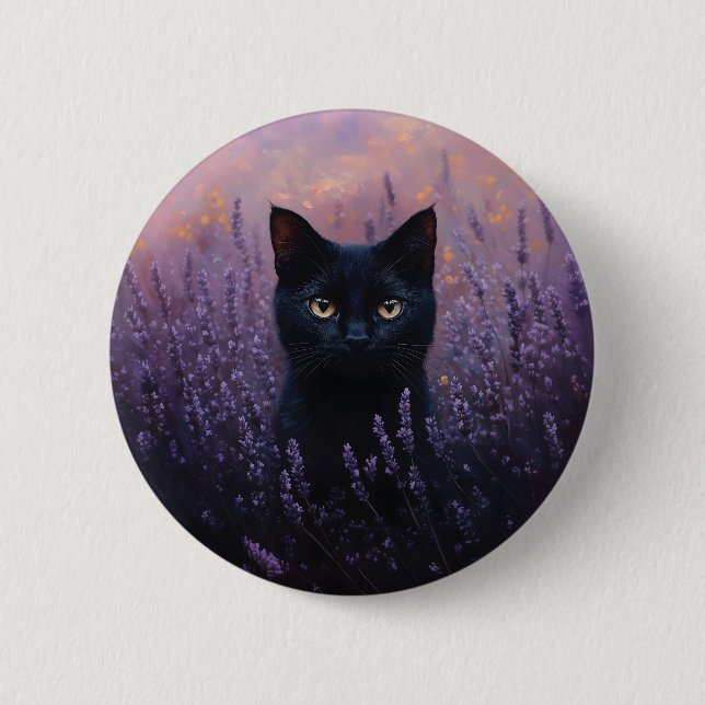 Schwarze Katze in einer Lavenderfelddarstellung Button (Vorderseite)