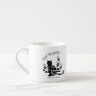 Schwarze Katze mit Blume und portugiesischer Auspr Espressotasse