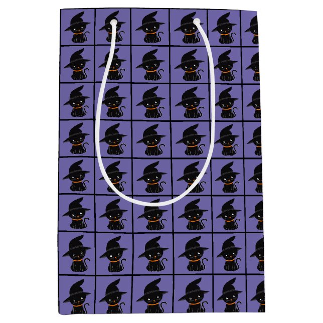 Schwarze Katze mit einem Hexenhut Halloween Mittlere Geschenktüte (Vorderseite)