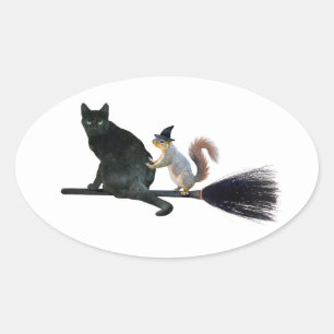 Schwarze Katze und Eichhörnchen auf Zimmeraufklebe Ovaler Aufkleber