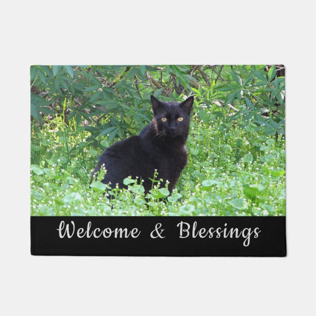 Schwarze Katze Willkommen und Segnungen vor der Tü Fußmatte (Vorderseite)