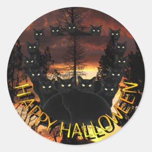 Schwarze Katzen auf Patrol Halloween-Aufklebern Runder Aufkleber