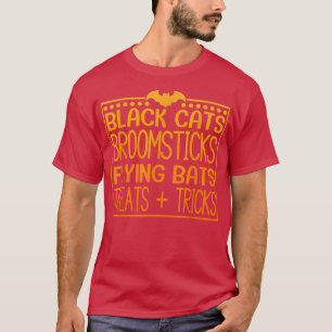 Schwarze Katzen Broomsticks Fliegende Fledermäuse T-Shirt
