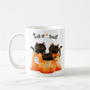 Schwarze Katzen im Süßigkeitenbeutel   Trick-or-Tr Kaffeetasse