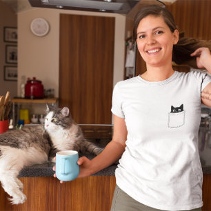 Schwarze Katzenschale Niedlich pinkeln T-Shirt