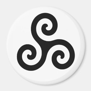 Schwarze keltische dreifache Spirale Triskele auf  Magnet