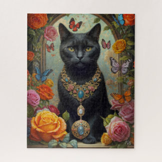 Schwarze Kurzhaarkatze mit Juwelen und Schmetterli
